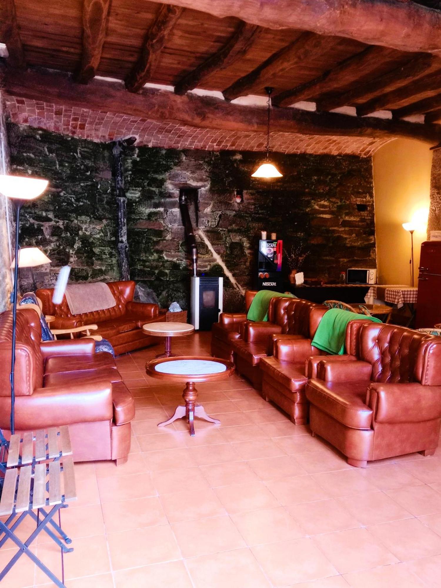 Albergue San Lazaro Sarria Exteriör bild