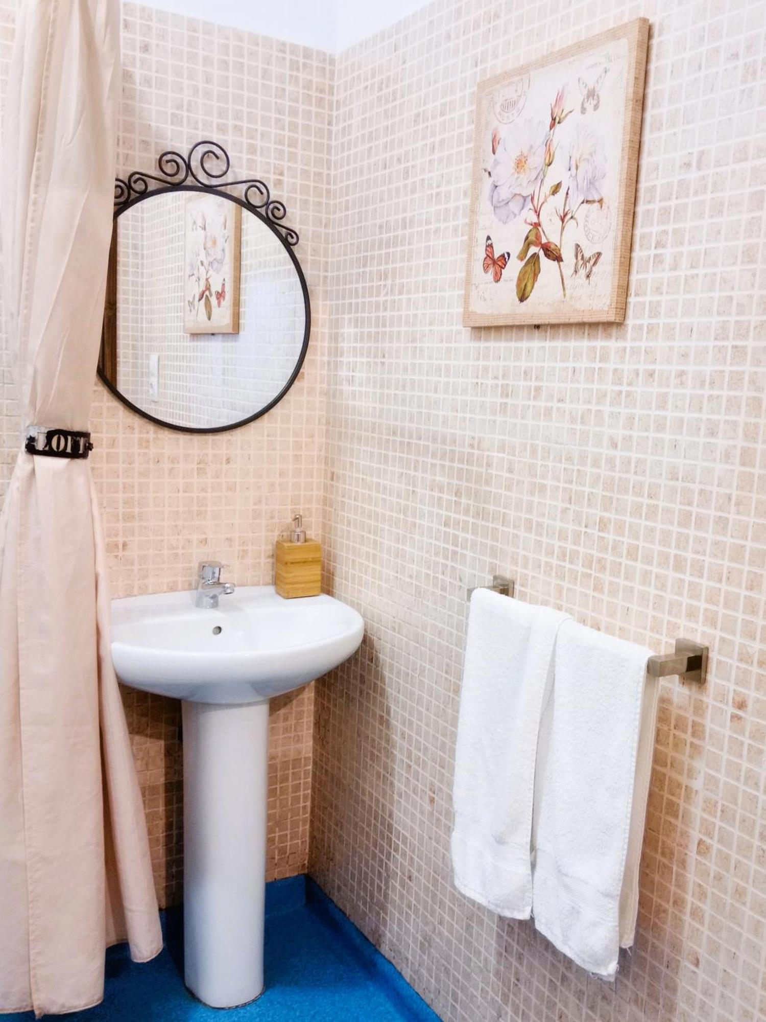 Albergue San Lazaro Sarria Exteriör bild