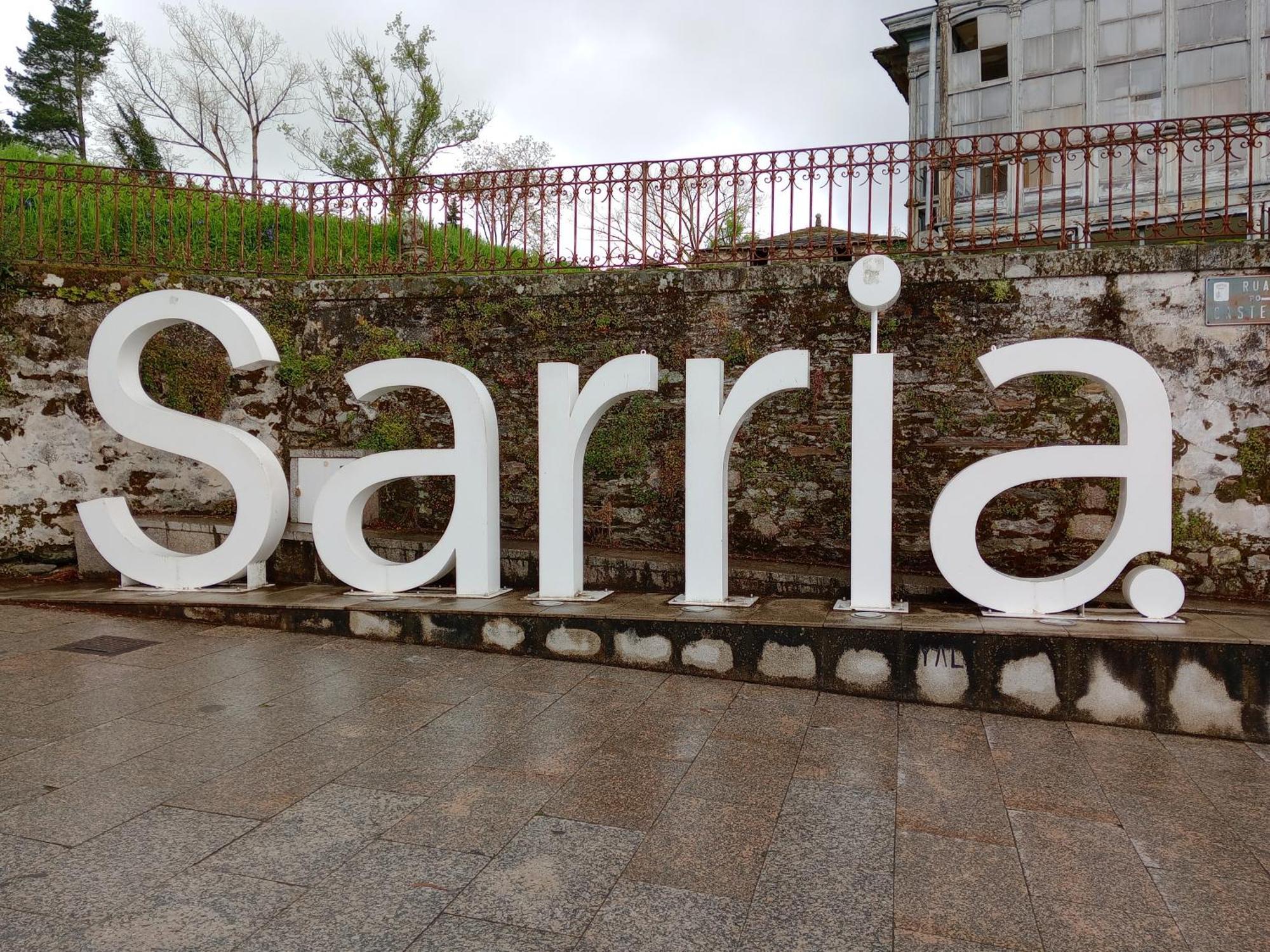 Albergue San Lazaro Sarria Exteriör bild