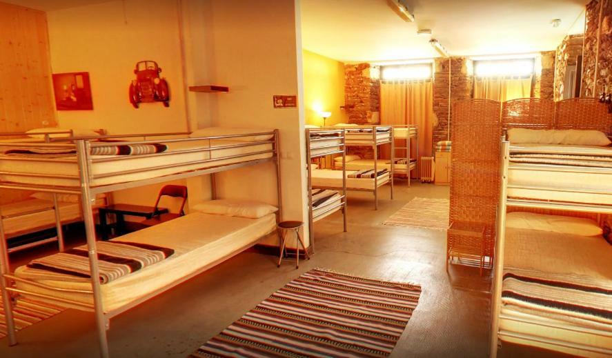 Albergue San Lazaro Sarria Exteriör bild