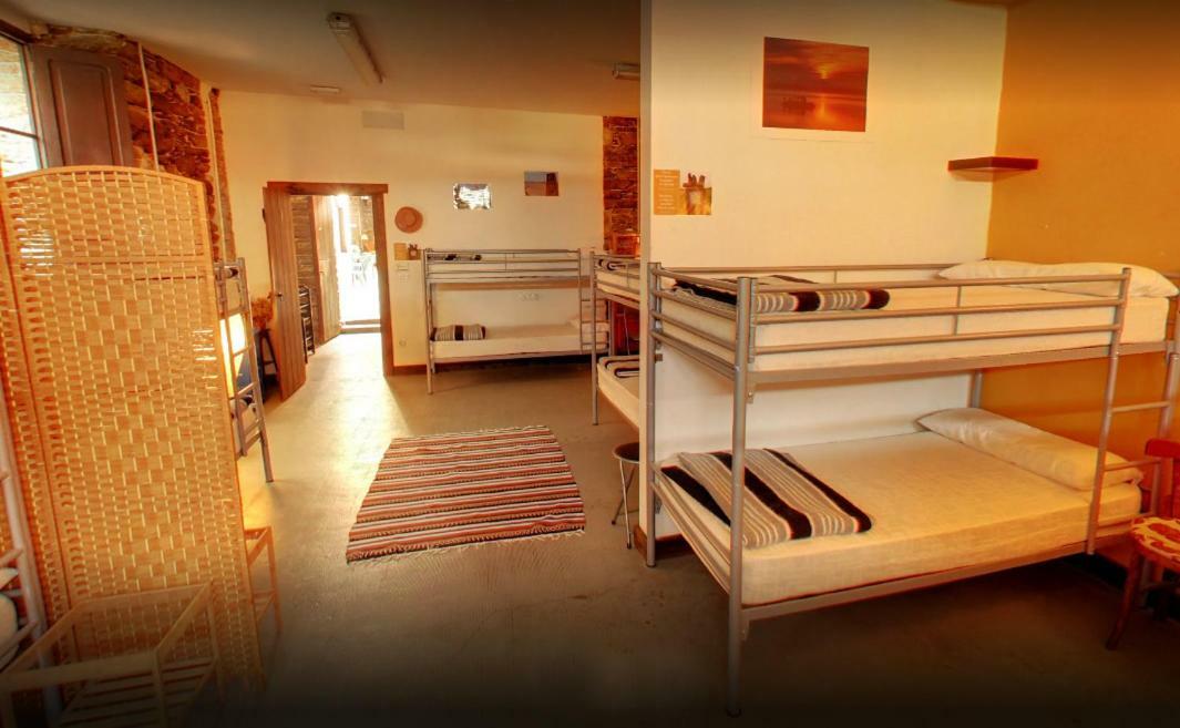 Albergue San Lazaro Sarria Exteriör bild
