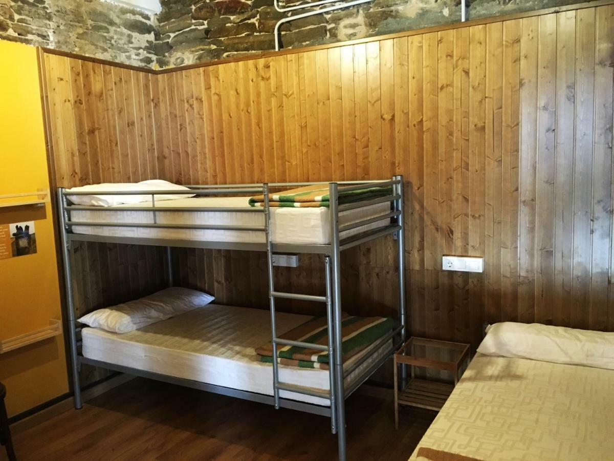 Albergue San Lazaro Sarria Exteriör bild
